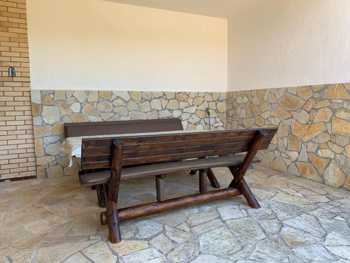 Holiday Home Bratica 乌尔齐尼 外观 照片