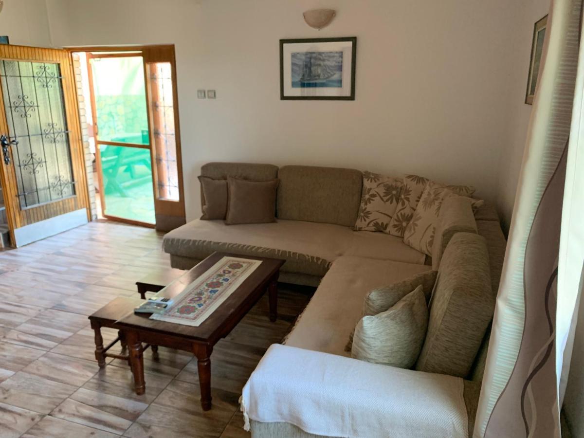 Holiday Home Bratica 乌尔齐尼 外观 照片
